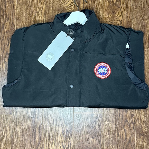 Canada goose jacket Size: XL BRAND NEW LIQUIDATION - Picture 9 of 11